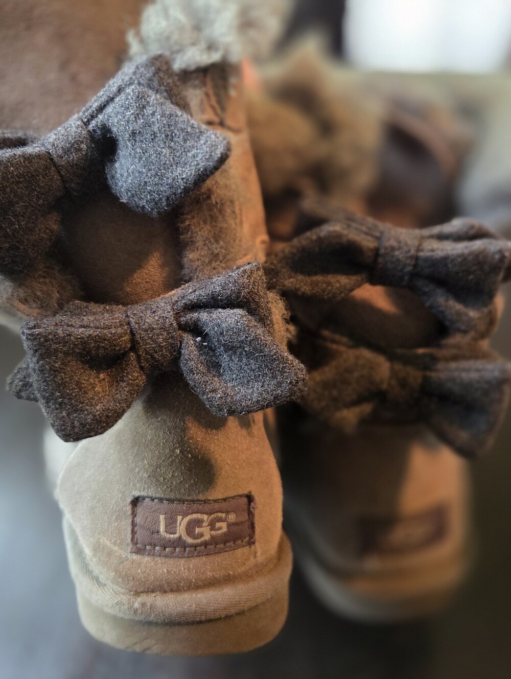 UGG  BAILEY BOW 11 BOOTS WOMENS SIZE 8